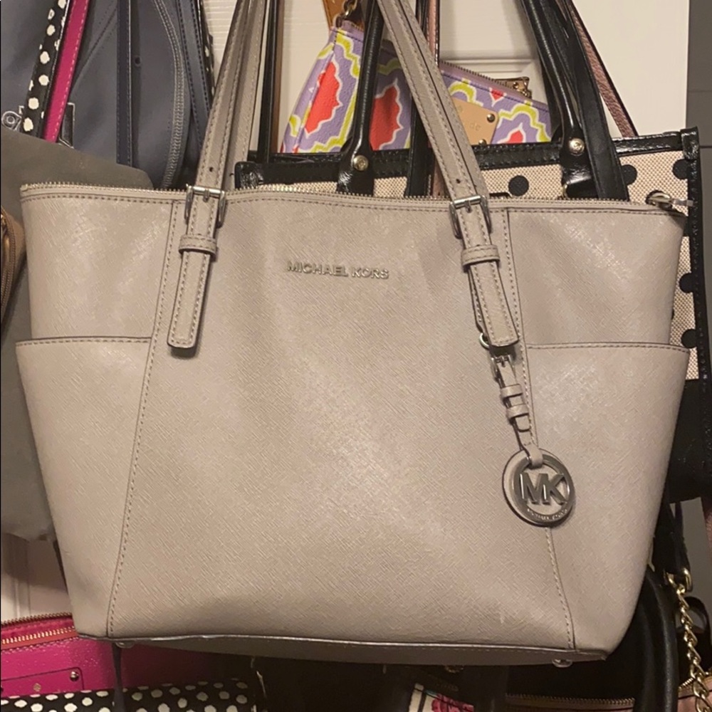 Michael kors medium purse